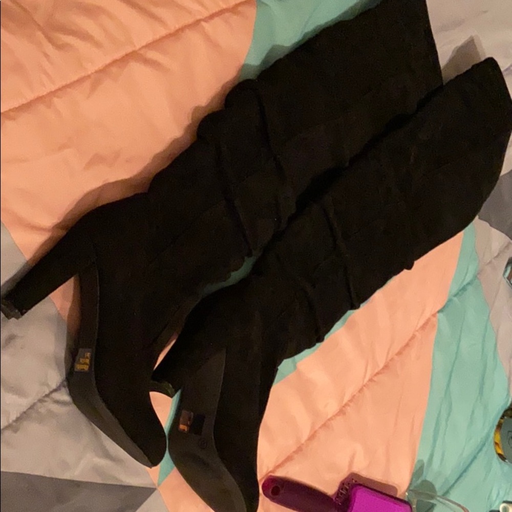 High heels boots